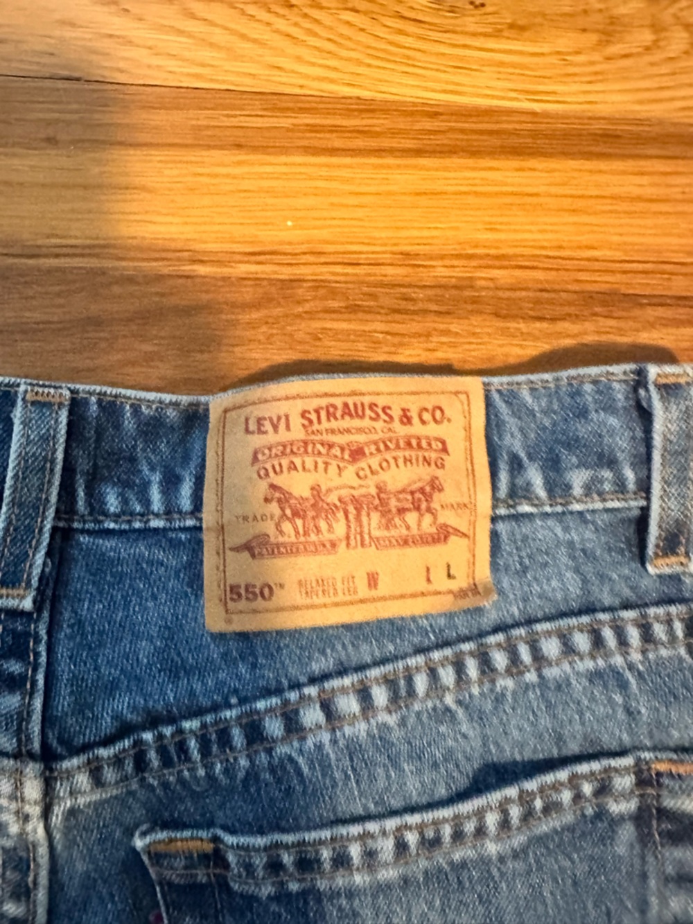 Medium Wash Vintage Women’s Levi’s 550
